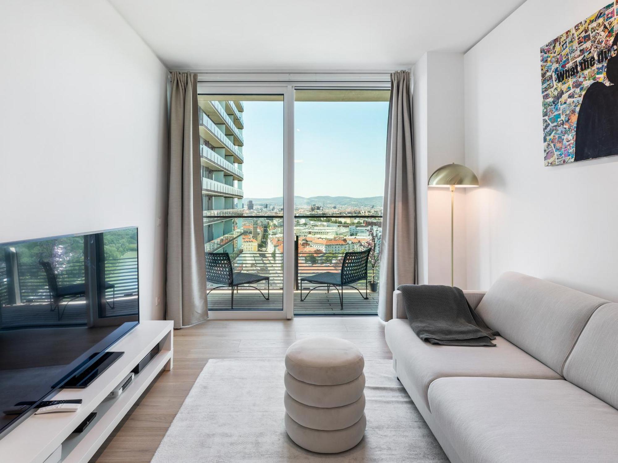 Sky9 District 3 Apartment *