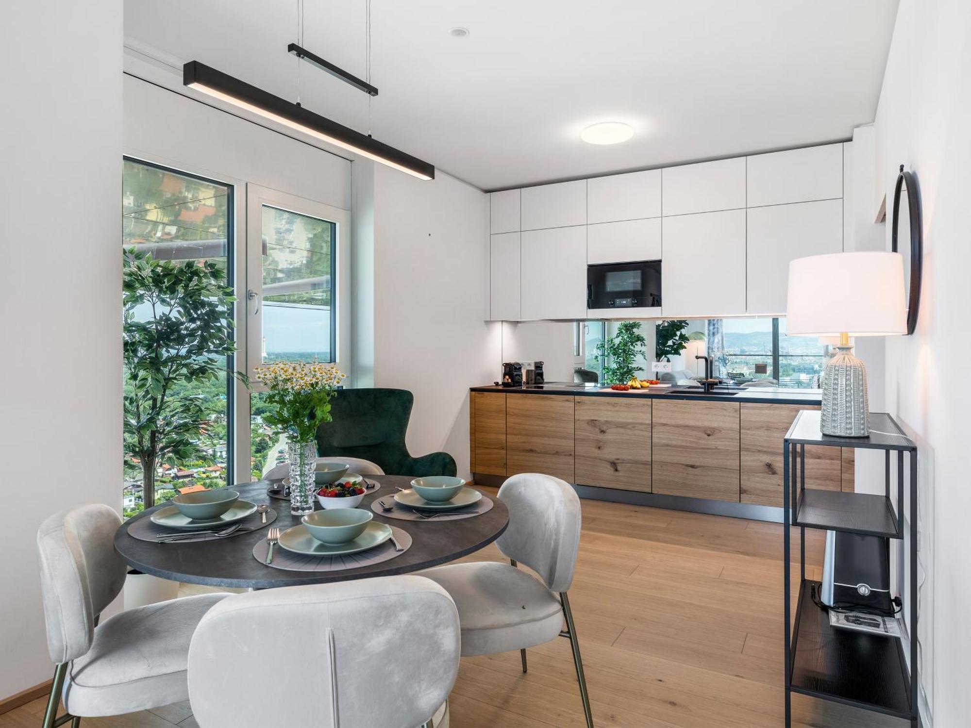 Sky9 District 3 Apartment Vienna