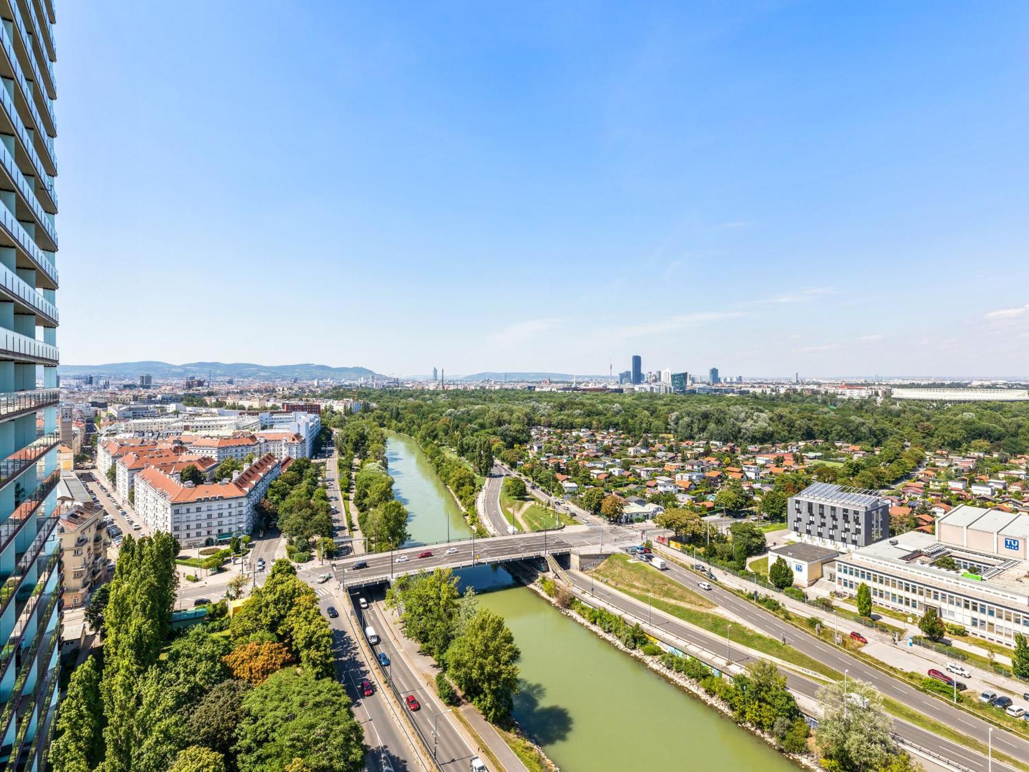 Sky9 District 3 * Vienna